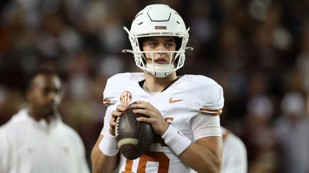 Arch Manning Texas Longhorns