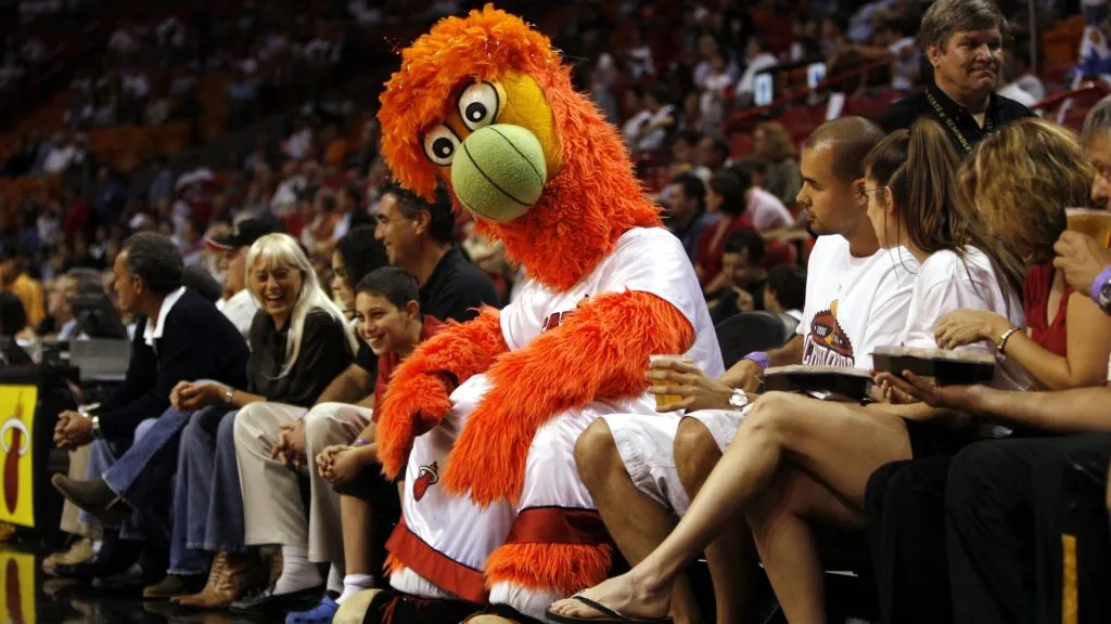 Bernie the Miami Heat Mascot sits with fans during their game against the New York Knicks on November 17, 2006. (Source: Eliot J. Schechter/Getty Images)