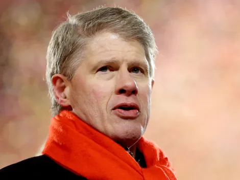 Chiefs owner Clark Hunt sends message to Josh Allen, Bills amid referee favoritism claims