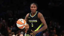Natasha Howard #6 of the Dallas Wings in action against the New York Liberty