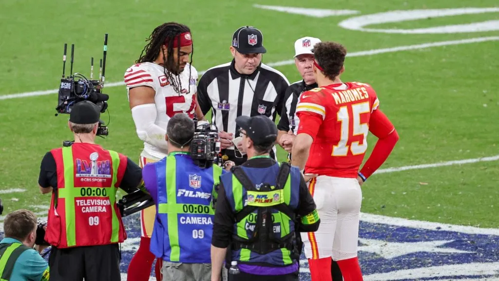 Coin toss in the Super Bowl