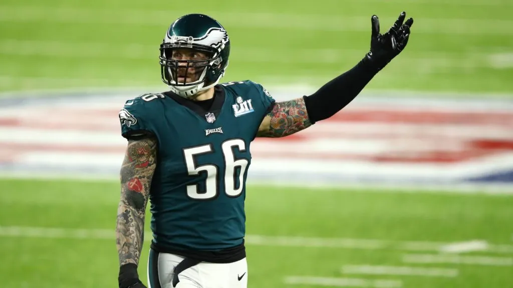 Chris Long #56 of the Philadelphia Eagles gestures on the field against the Philadelphia Eagles during the first quarter in Super Bowl LII at U.S. Bank Stadium on February 4, 2018. (Source: Gregory Shamus/Getty Images)