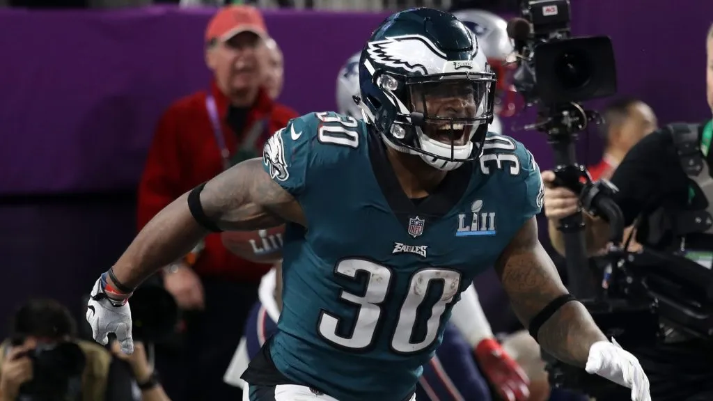 Corey Clement #30 of the Philadelphia Eagles celebrates his 22-yard touchdown reception against the New England Patriots in the third quarter of Super Bowl LII. (Source: Rob Carr/Getty Images)