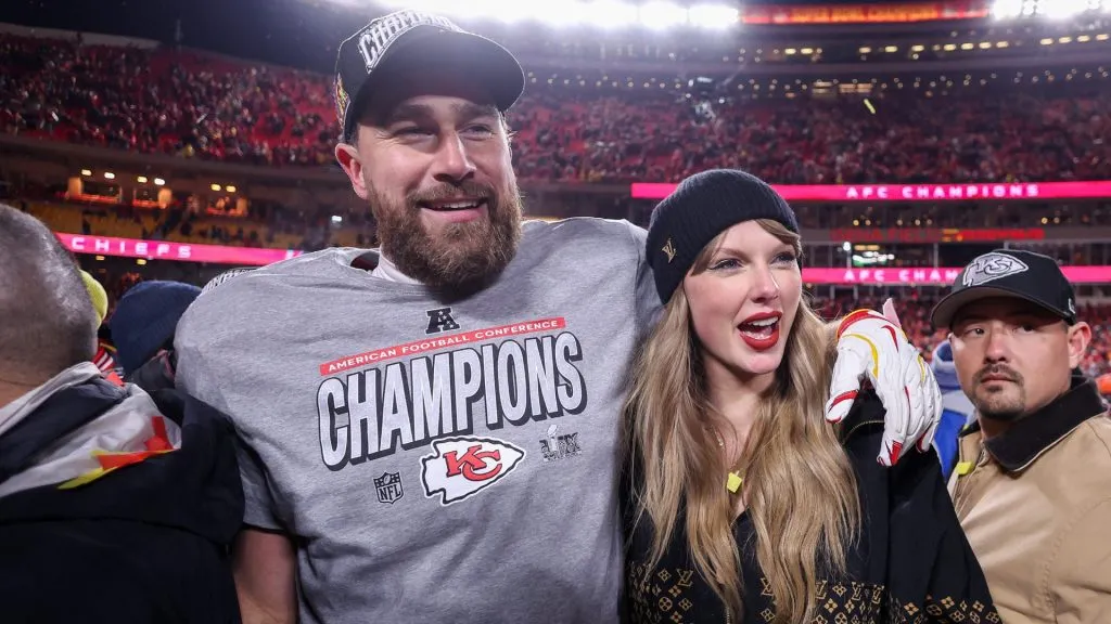 Taylor Swift celebrates with Travis Kelce #87 of the Kansas City Chiefs after defeating the Buffalo Bills 32-29 in the AFC Championship Game at GEHA Field at Arrowhead Stadium in 2025. (Source: Jamie Squire/Getty Images)