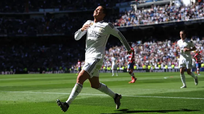 Cristiano Ronaldo celebrates scoring against Granada on April 5, 2015 (&nbsp;Denis Doyle/Getty Images)