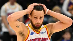 Stephen Curry had to leave the court during the first half