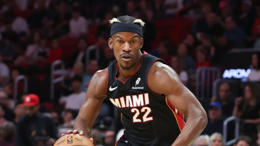 Jimmy Butler #22 of the Miami Heat drives to the basket against the San Antonio Spurs