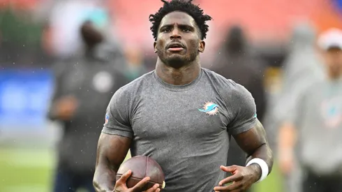 Tyreek Hill #10 of the Miami Dolphins warms up before the game against the Cleveland Browns