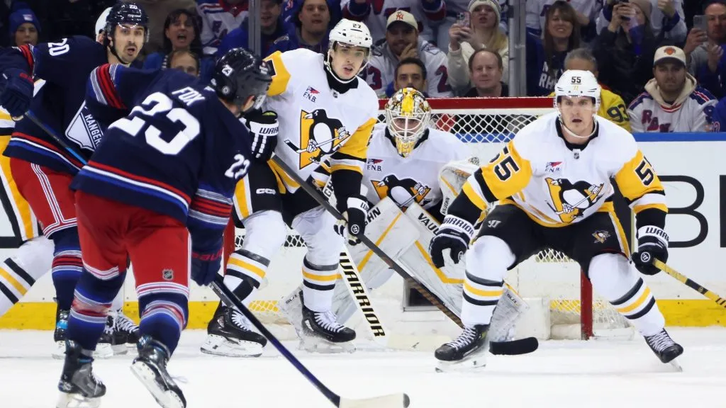 Rangers vs Penguins in the 2024-25 NHL season