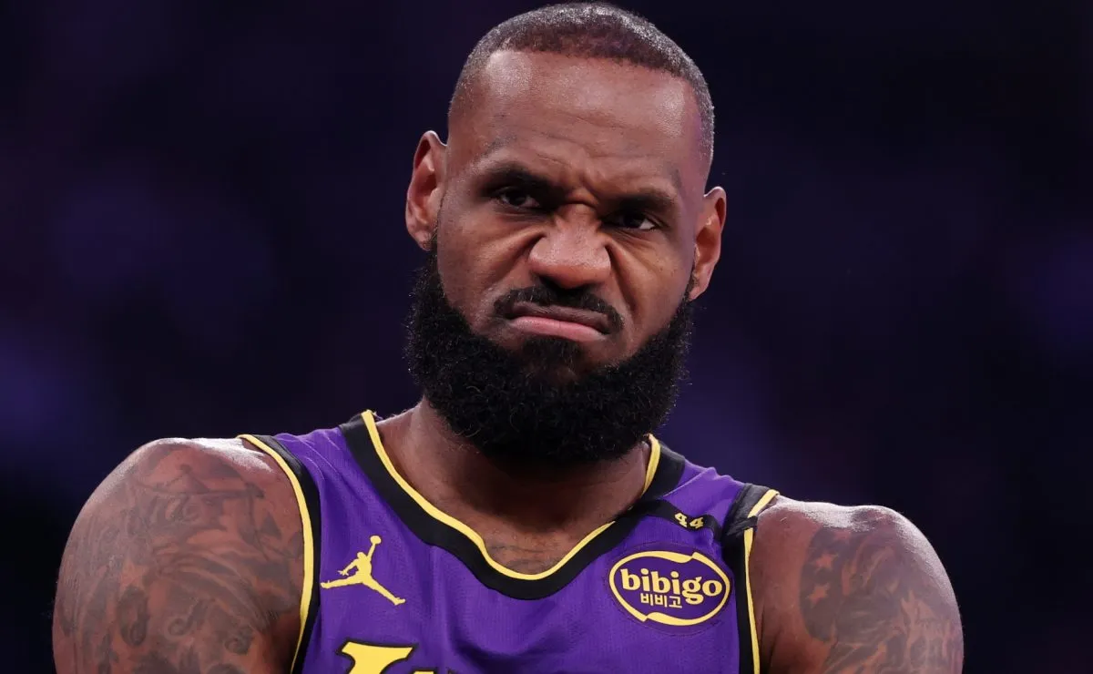 Former NBA player shares bold prediction about LeBron James’ retirement ...