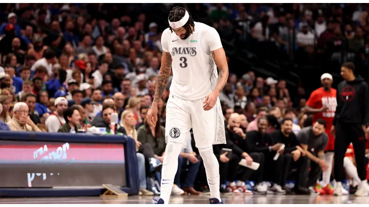 Anthony Davis #3 of the Dallas Mavericks leaves the court with an injury during the third quarter against the Houston Rockets at American Airlines Center on February 08, 2025 in Dallas, Texas.