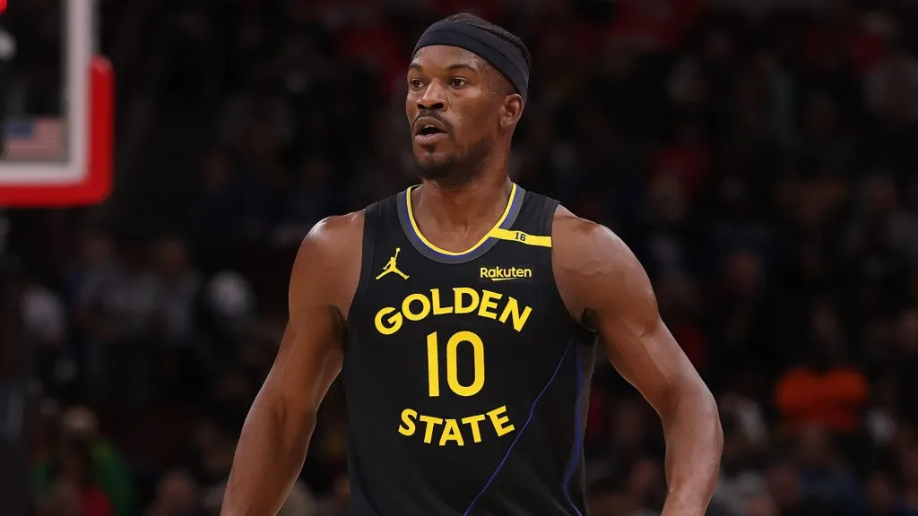 Jimmy Butler #10 of the Golden State Warriors looks on against the Chicago Bulls