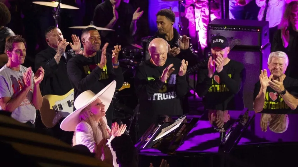 Lady Gaga recorded a tribute dedicated to the victims of the Los Angeles fires for Super Bowl 2025. (Source: @VogueMexico)