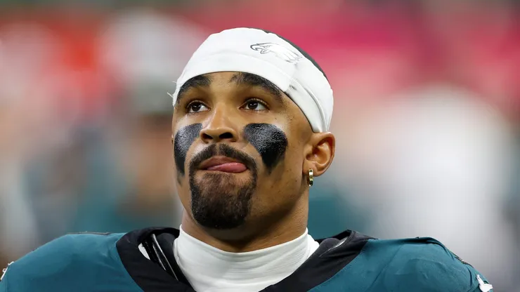 Jalen Hurts #1 of the Philadelphia Eagles looks on in the fourth quarter against the Kansas City Chiefs during Super Bowl LIX at Caesars Superdome on February 09, 2025 in New Orleans, Louisiana.