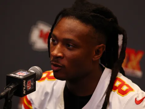 DeAndre Hopkins makes bold statement on officiating in the Super Bowl