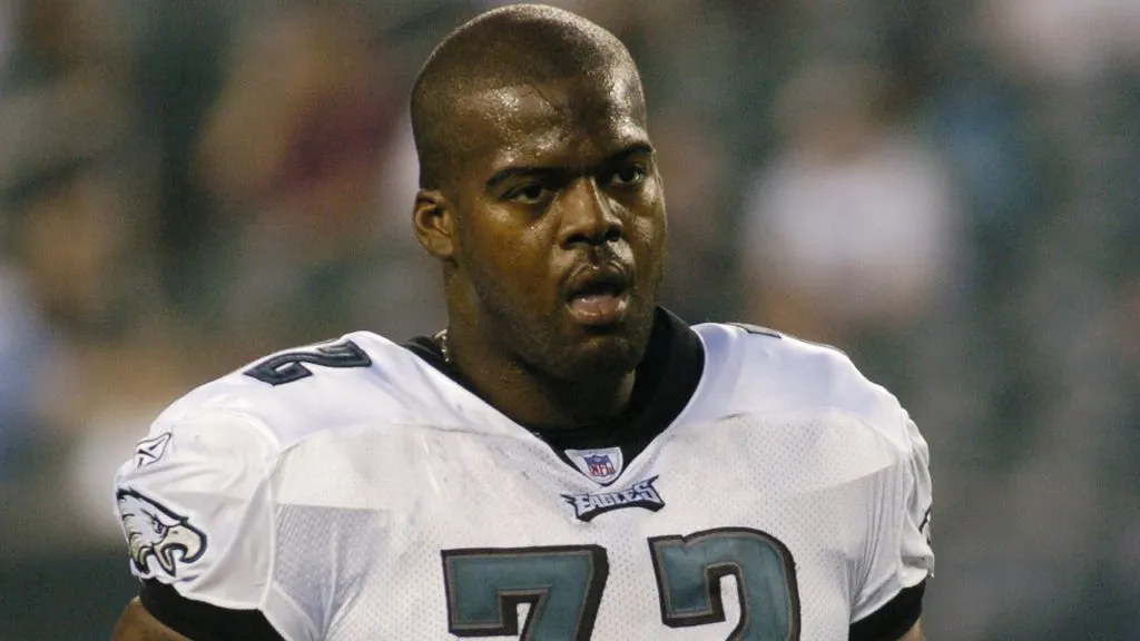 Tra Thomas of the Philadelphia Eagles looks on against the Baltimore Ravens during the preseason NFL game on August 20, 2004. (Source: Greg Fiume/Getty Images)