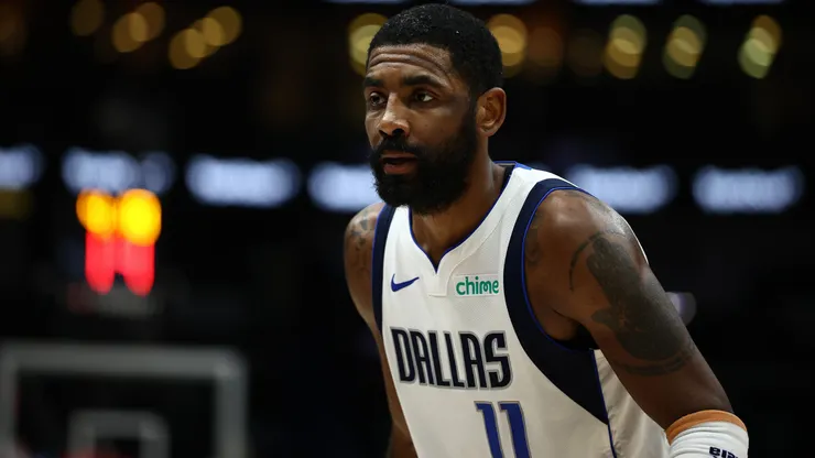 Kyrie Irving #11 of the Dallas Mavericks reacts during the game against the New Orleans Pelicans at Smoothie King Center.
