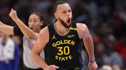 Stephen Curry of the Golden State Warriors celebrates a three pointer vs the Chicago Bulls on February 08, 2025.
