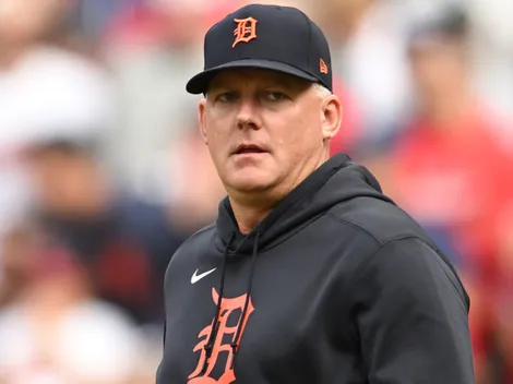 MLB News: AJ Hinch reacts to Tigers' rumored interest in Alex Bregman