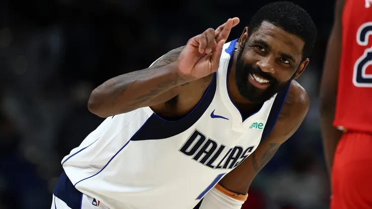 Kyrie Irving #11 of the Dallas Mavericks reacts during the game against the New Orleans Pelicans at Smoothie King Center on January 29, 2025.