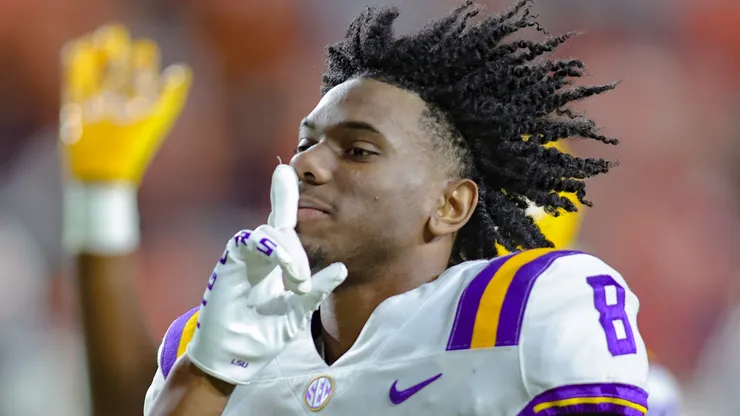 Malik Nabers #8 of the LSU Tigers reacts after an LSU victory at Jordan-Hare Stadium on October 1, 2022 in Auburn, Alabama.