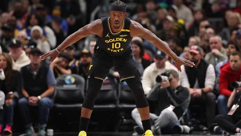 Jimmy Butler #10 of the Golden State Warriors lo during the first half at the United Center. (Michael Reaves/Getty Images)