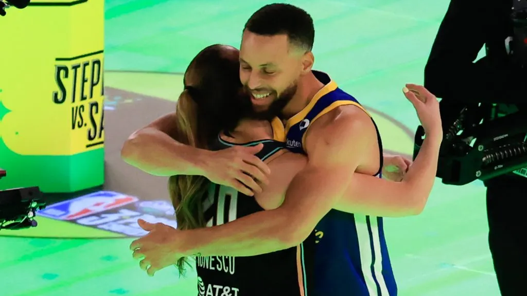 Steph Curry and Sabrina Ionescu during the 3-point contest in 2024 (Justin Casterline/Getty Images)