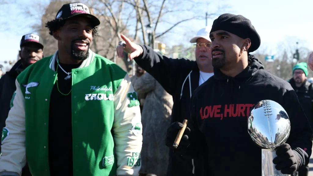 Jalen Hurts and Thomas Booker IV
