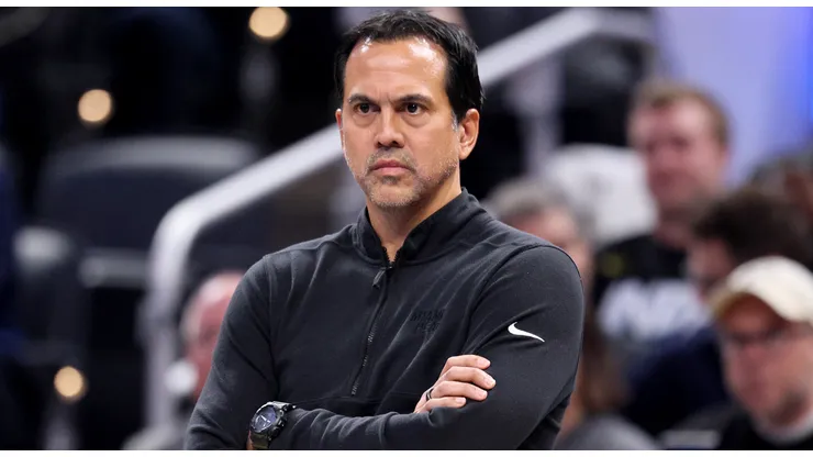 Erik Spolestra the head coach of the Miami Heat gives instructions to his team against the Indiana Pacers at Gainbridge Fieldhouse on November 15, 2024 in Indianapolis, Indiana.