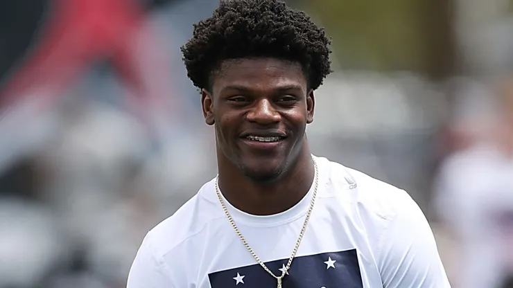 Lamar Jackson of the University of Louisville attends Steve Clarkson's 13th Annual Quarterback Retreat on May 27, 2017 in Coronado, California.