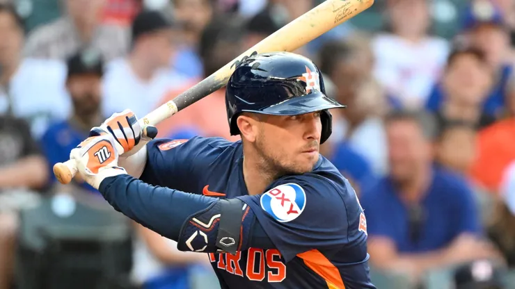 Alex Bregman #2 of the Houston Astros bats during the first inning against the Seattle Mariners at T-Mobile Park on July 20, 2024 in Seattle, Washington.