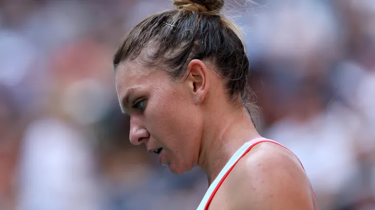 Simona Halep retired after being banned from playing due to doping