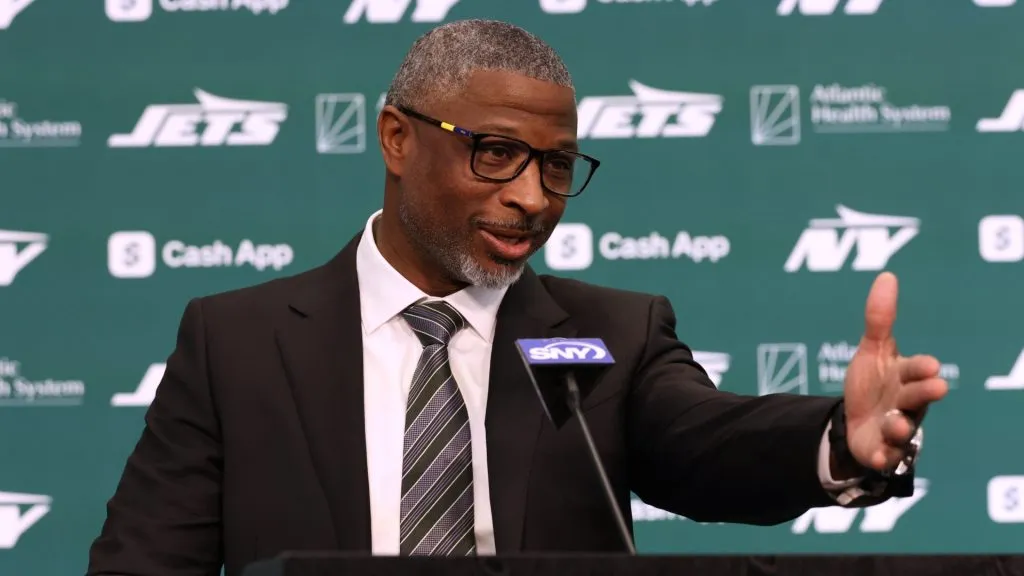 New York Jets head coach Aaron Glenn is introduced to the media at Atlantic Health Jets Training Center on January 27, 2025. (Source: Ed Mulholland/Getty Images)