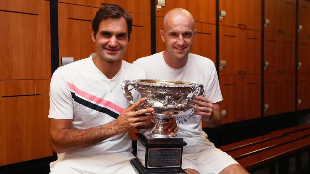 Federer and Ljubicic pose with the Australian Open trophy in 2017 (Clive Brunskill/Getty Images)
