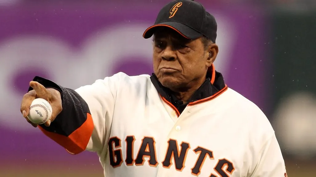 Former Giants star Willie Mays throws out the first pitch before Game Five of the NLCS during the 2010 MLB Playoffs between the San Francisco Giants and the Philadelphia Phillies. (Source: Ezra Shaw/Getty Images)