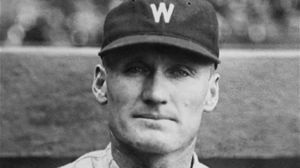 Walter Johnson (Source: @Super70sSports)