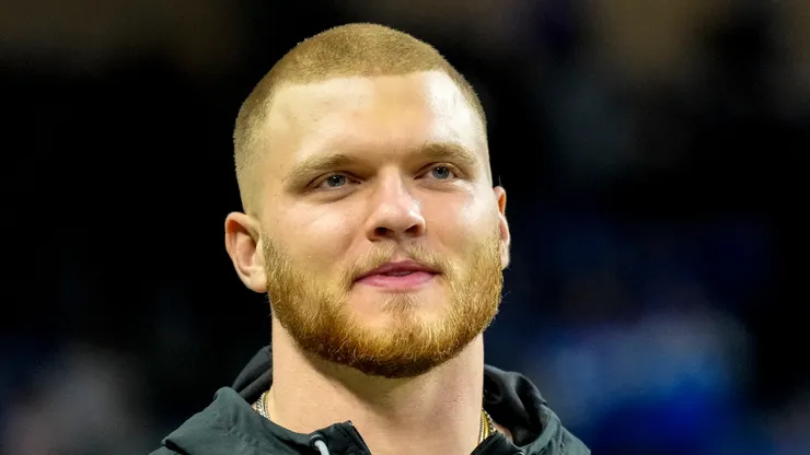 Aidan Hutchinson defensive end of the Detroit Lions