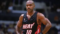 Tim Hardaway #10 of the Miami Heat looks on during the game against the Los Angeles Clippers at the STAPLES Center in Los Angeles.