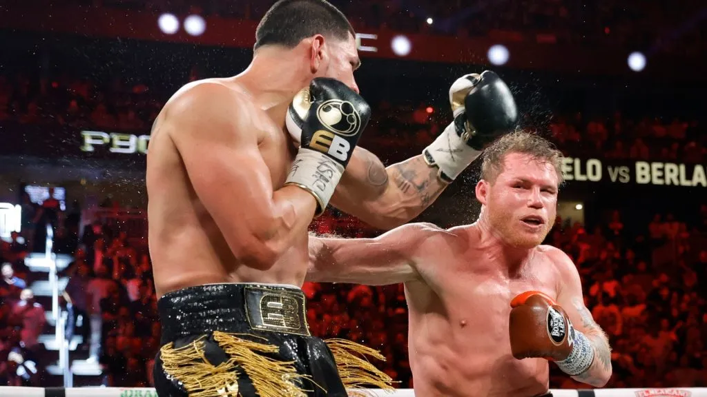 WBC/WBA/WBO super middleweight champion Canelo Alvarez (R) punches Edgar Berlanga during the 12th round of a title fight at T-Mobile Arena on September 14, 2024 in Las Vegas, Nevada. (Photo by Steve Marcus/Getty Images)