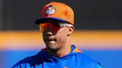 Juan Soto #22 of the New York Mets warms up during spring training workouts at Clover Park on February 17, 2025 in Port St. Lucie, Florida.