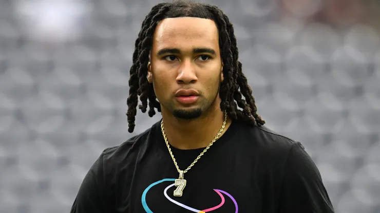 C.J. Stroud #7 of the Houston Texans warms up prior to a game against the Jacksonville Jaguars at NRG Stadium on September 29, 2024 in Houston, Texas.