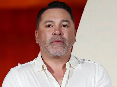 Boxing legend Oscar De La Hoya doesn't hold back on Julio Cesar Chavez Jr.'s chances against Jake Paul