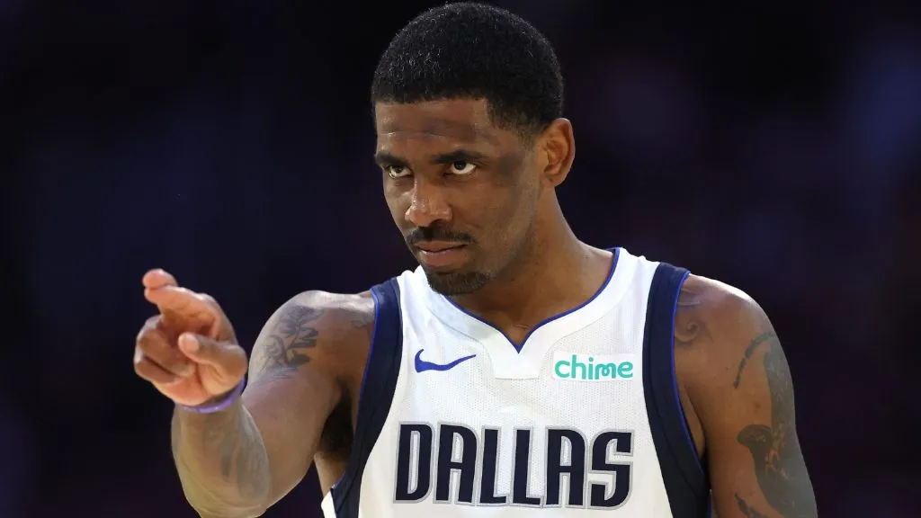 Kyrie Irving pointing out