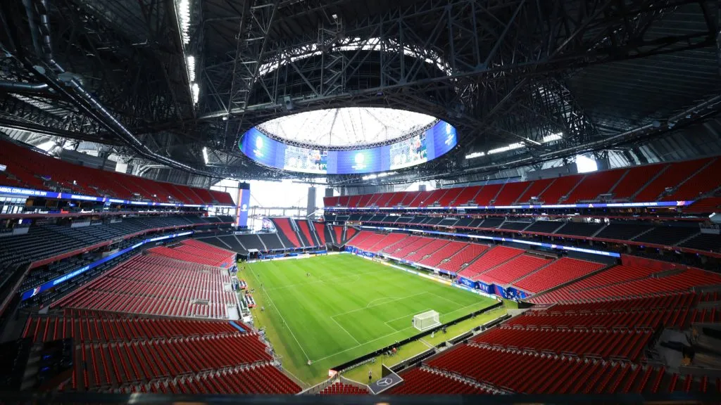 General view of Mercedes-Benz Stadium, one of the three stadiums with air conditioning. (Hector Vivas/Getty Images)