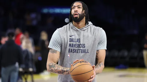 Anthony Davis #3 of the Dallas Mavericks warms up prior to a game against the Los Angeles Lakers at Crypto.com Arena on February 25, 2025 in Los Angeles, California.