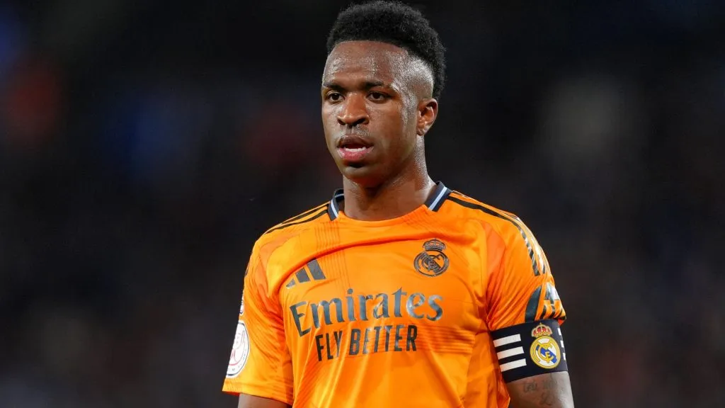 Vinicius Junior of Real Madrid wearing the captain’s armband during a game against Real Sociedad on February 26, 2025.