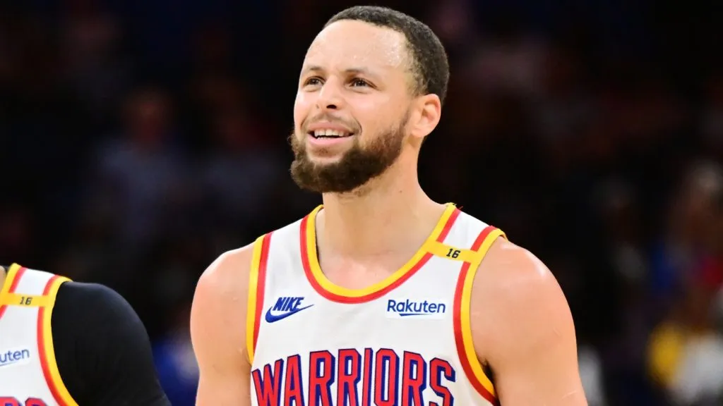 Stephen Curry looks up