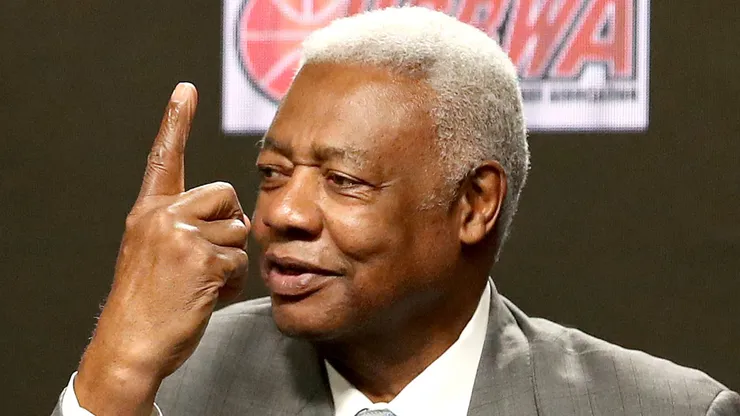 Oscar Robertson speaks as the Duke Blue Devils is given the USBWA Oscar Robertson Trophy Player of the Year as Oscar Robertson looks on prior to the 2019 NCAA men's Final Four at U.S. Bank Stadium on April 5, 2019 in Minneapolis, Minnesota.