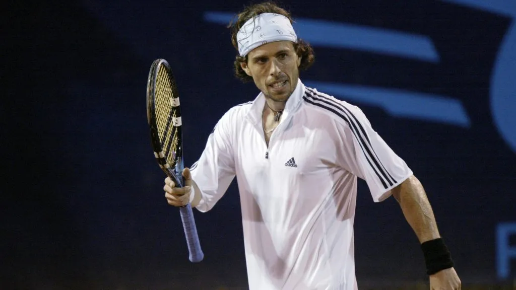 Francisco Clavet of Spain plays Juan Ignacio Chela of Argentina during the Pegaso Open in 2002. (Source: Craig Jones/Getty Images)