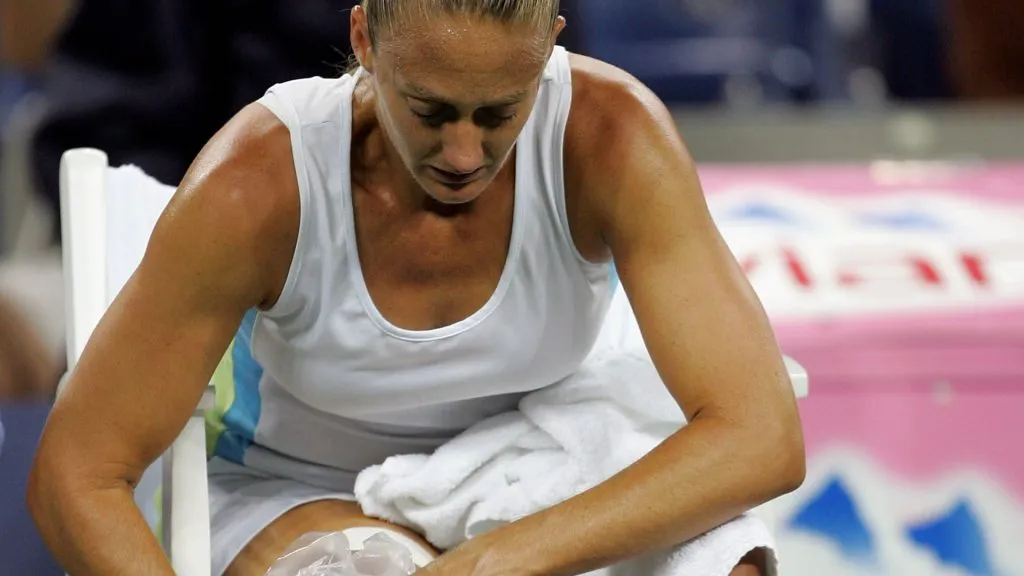 Mary Pierce suffered a terrible injury (Ezra Shaw/Getty Images)